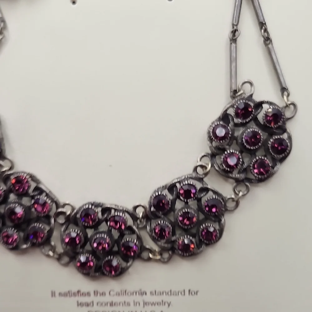 DaVinci Silver Necklace with Purple Accents